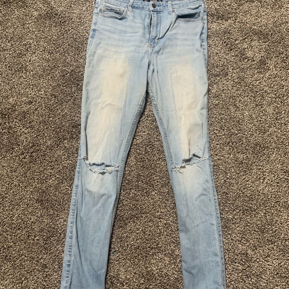 cut skinny jeans